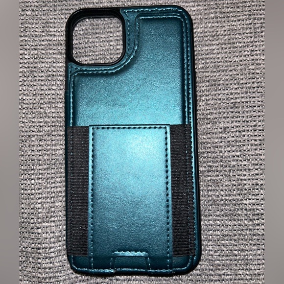iPhone 14 Plus phone case - Picture 1 of 3